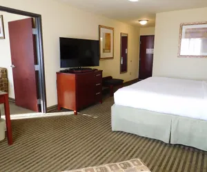 Photo 3 - Holiday Inn Express & Suites Ponca City by IHG