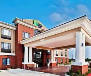 Photo 2 - Holiday Inn Express & Suites Ponca City, an IHG Hotel