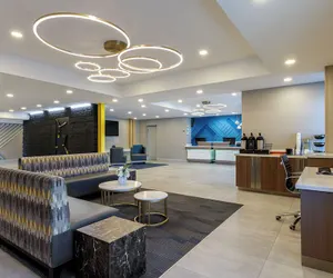 Photo 5 - La Quinta Inn & Suites by Wyndham Lexington Park - Patuxent