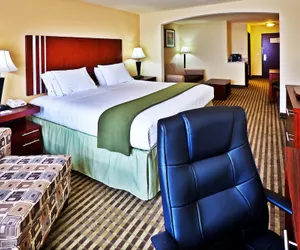 Photo 4 - Holiday Inn Express Hotel & Suites Perry, an IHG Hotel