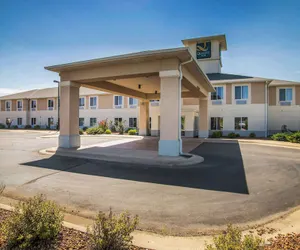 Photo 2 - Quality Inn Parsons North