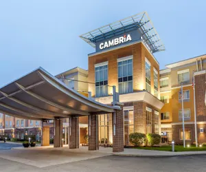 Photo 2 - Cambria Hotel Akron - Canton Airport