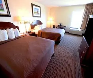 Photo 5 - Waterfront Inn - Mackinaw City