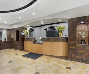 Photo 4 - Best Western Sea World/Lackland AFB NW Hotel & Suites