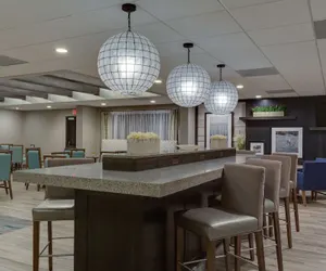 Photo 2 - Hampton Inn North Myrtle Beach-Harbourgate