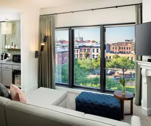 Photo 5 - ANDAZ SAVANNAH, BY HYATT