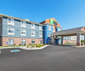 Photo 2 - Holiday Inn Express Hotel & Suites Council Bluffs - Conv Ctr by IHG