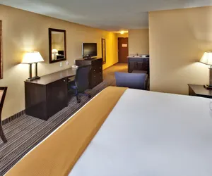 Photo 5 - Holiday Inn Express Hotel & Suites Council Bluffs - Conv Ctr by IHG