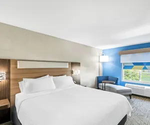 Photo 5 - Holiday Inn Express Hotel & Suites Council Bluffs - Conv Ctr by IHG