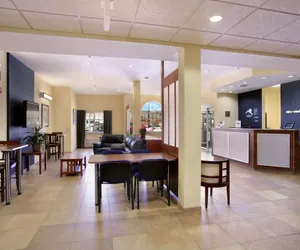 Photo 4 - Microtel Inn & Suites by Wyndham Kearney