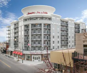 Photo 2 - Hampton Inn & Suites Mobile- Downtown Historic District