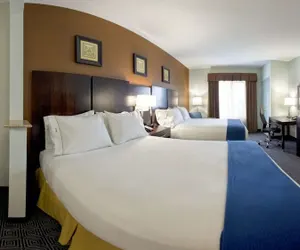 Photo 3 - Holiday Inn Express & Suites Warminster - Horsham by IHG