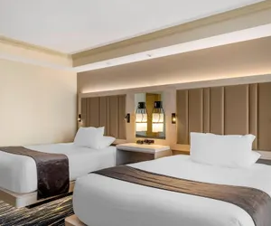 Photo 2 - Wyvern Hotel, an Ascend Collection Hotel