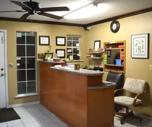 Photo 3 - Claremore Motor Inn