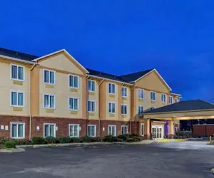 Photo 2 - Springplace Inn & Suites