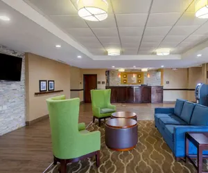 Photo 4 - Comfort Inn Marion