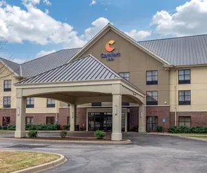 Photo 2 - Comfort Inn Louisville