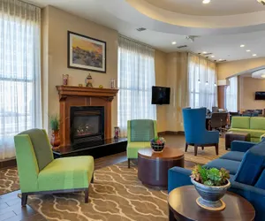 Photo 4 - Comfort Suites Barstow near I-15