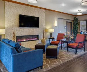 Photo 3 - Comfort Inn & Suites Greenville I-70