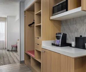 Photo 5 - Hilton Garden Inn Dover