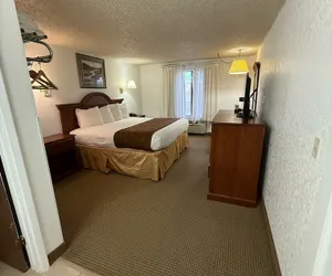 Photo 5 - Richland Inn & Suites