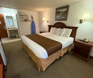 Photo 4 - Richland Inn & Suites