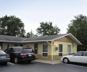 Photo 2 - Viking Jr. Motel