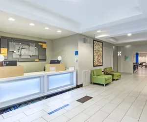 Photo 4 - Holiday Inn Express Hotel & Suites Lafayette South, an IHG Hotel