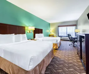 Photo 5 - La Quinta Inn & Suites by Wyndham Longview North