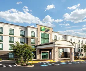 Photo 2 - Holiday Inn Express & Suites Bradenton East-Lakewood Ranch, an IHG Hotel