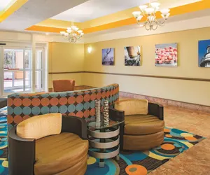 Photo 5 - La Quinta Inn & Suites by Wyndham Kingsland/Kings Bay