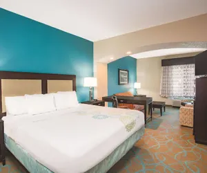 Photo 4 - Spark by Hilton Kingsland