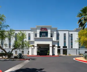 Photo 2 - Hampton Inn & Suites Las Vegas Airport