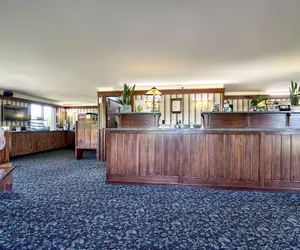 Photo 2 - Roosevelt Inn and Suites Saratoga Springs