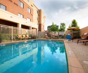 Photo 2 - Courtyard by Marriott Dallas Arlington South