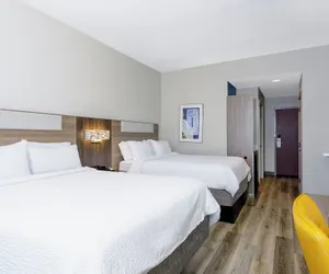 Photo 2 - Holiday Inn Express Hotel & Suites Ocoee East by IHG