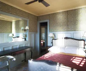 Photo 5 - The Jane Hotel