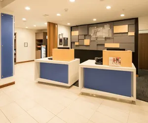 Photo 3 - Holiday Inn Express Hotel & Suites Bay City, an IHG Hotel