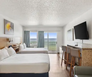Photo 5 - Sugar Sands Beachfront Hotel, a By The Sea Resort