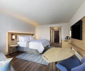 Photo 2 - The Westin Jersey City Newport