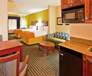 Photo 3 - Holiday Inn Express Hotel Ooltewah Springs-Chattanooga, an IHG Hotel