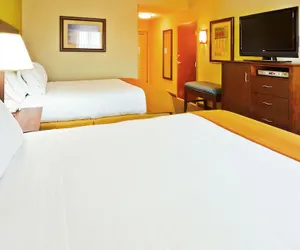 Photo 5 - Holiday Inn Express Hotel Ooltewah Springs-Chattanooga, an IHG Hotel