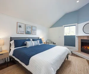 Photo 2 - BytheSea Inn