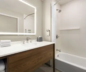 Photo 2 - Staybridge Suites Williamsville Buffalo by IHG