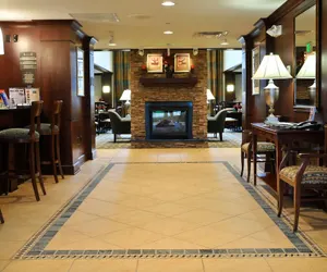 Photo 3 - Hawthorn Suites by Wyndham Williamsville Buffalo Airport