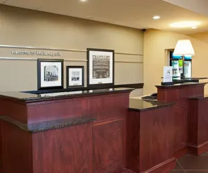 Photo 2 - Hampton Inn & Suites Indianapolis-Airport