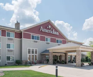 Photo 2 - AmericInn by Wyndham Newton