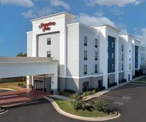 Photo 2 - Hampton Inn Duncan