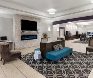 Photo 5 - La Quinta Inn & Suites by Wyndham Brownwood
