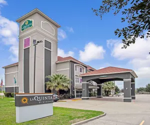 Photo 2 - La Quinta Inn & Suites by Wyndham Fairfield TX